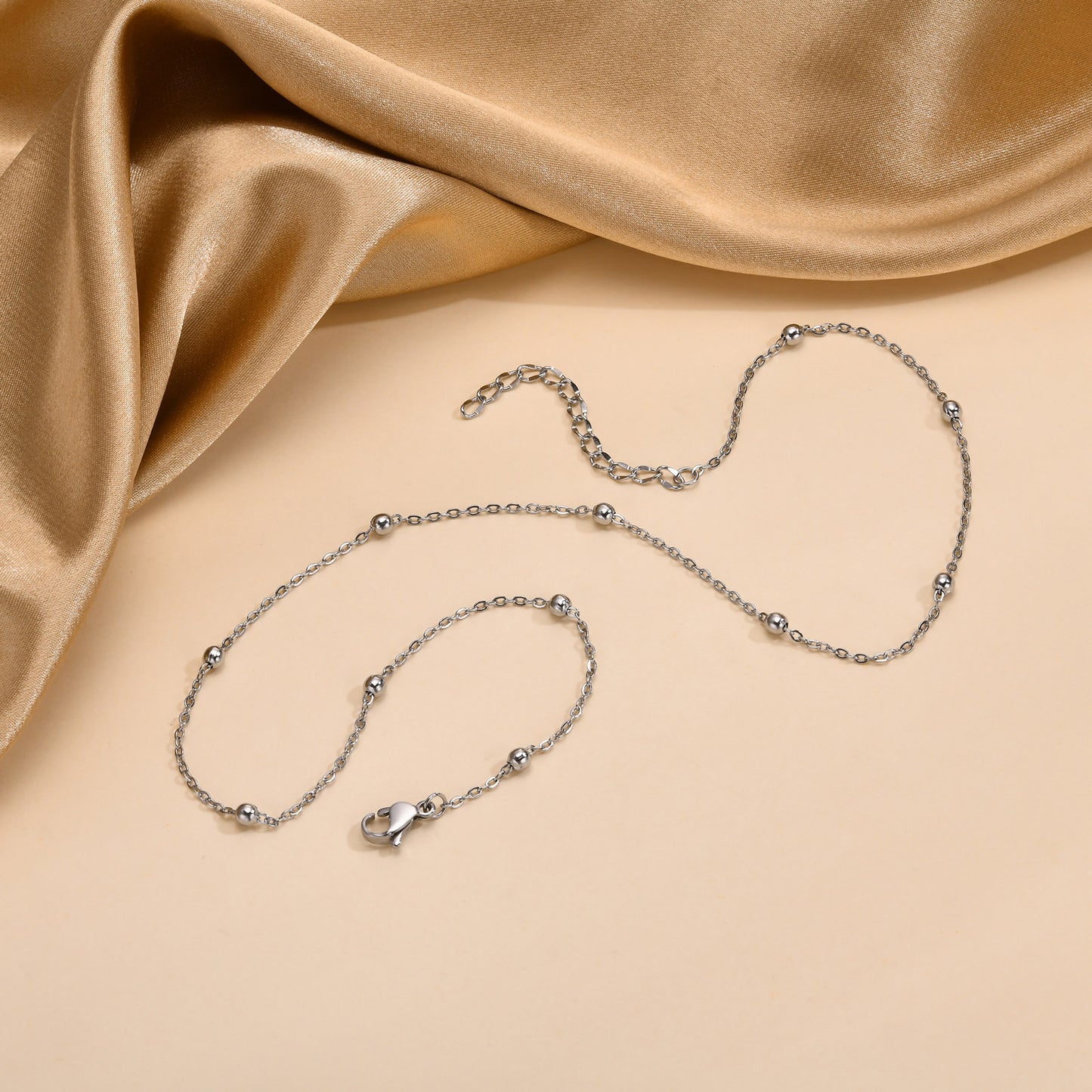 Lumière Bead Necklace