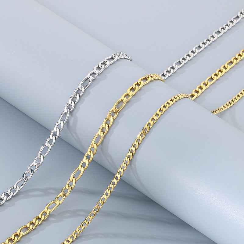 Nova Cuban Chain Necklace - Bold and Timeless Elegance for Every Occasion