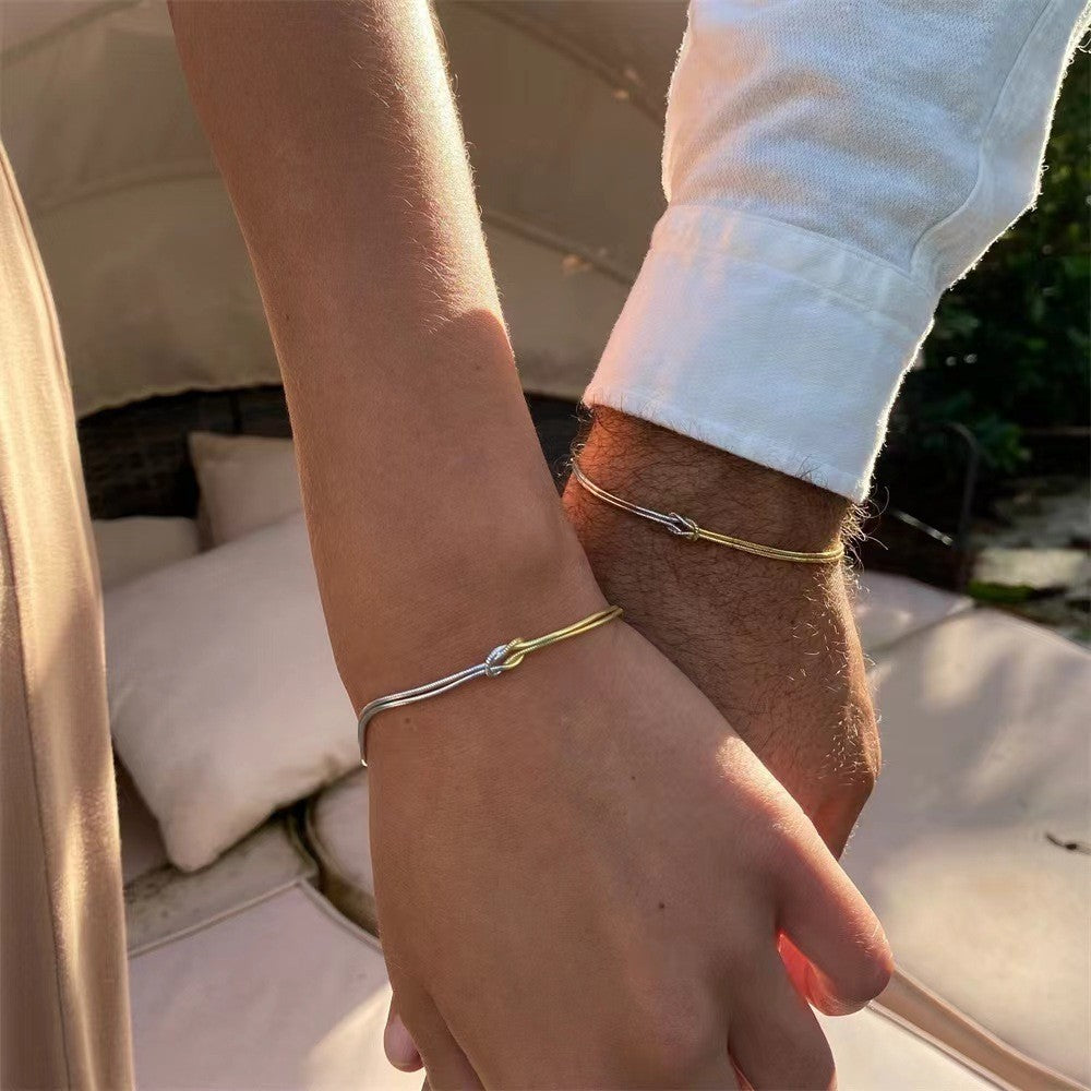Connected Hearts Knot Bracelet