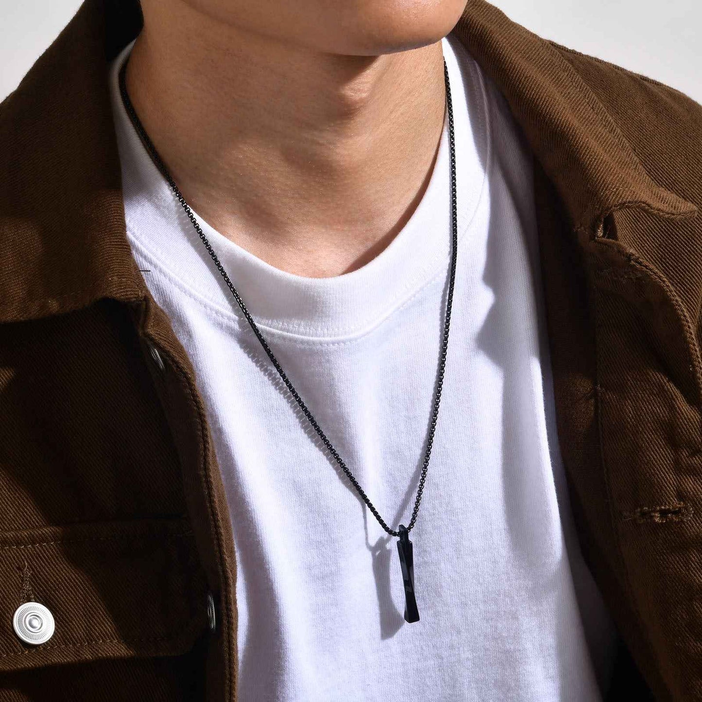 Eterna Mobius Pendant Necklace - Timeless Elegance for Every Occasion