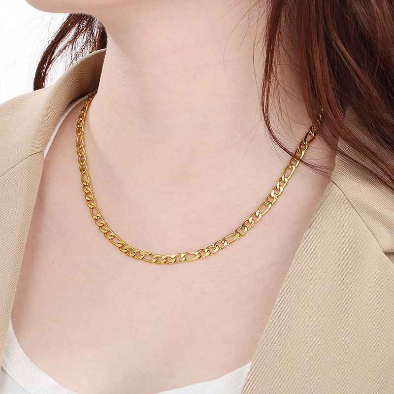 Nova Cuban Chain Necklace - Bold and Timeless Elegance for Every Occasion