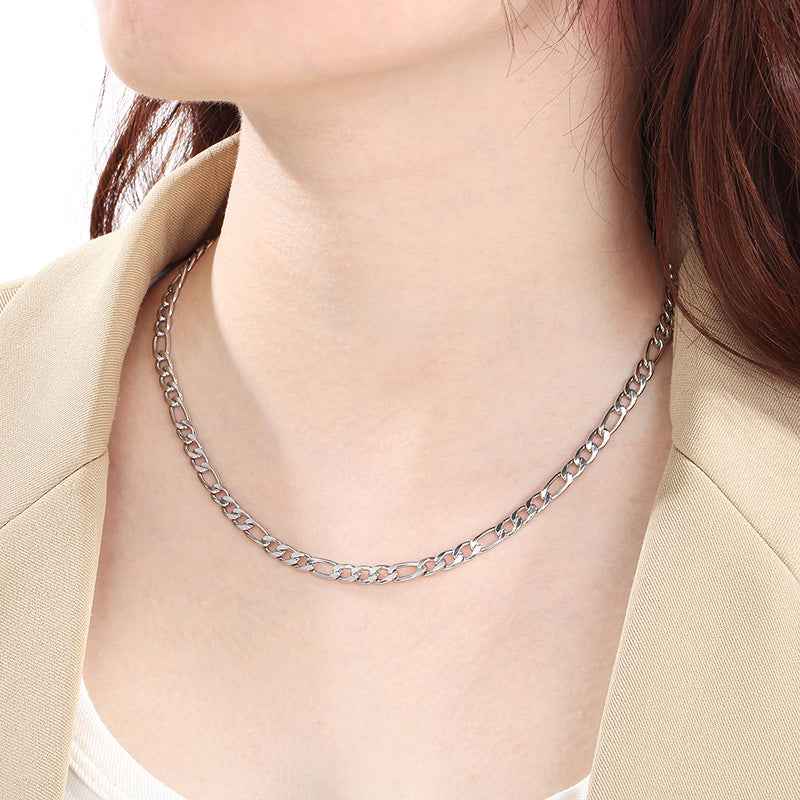 Nova Cuban Chain Necklace - Bold and Timeless Elegance for Every Occasion