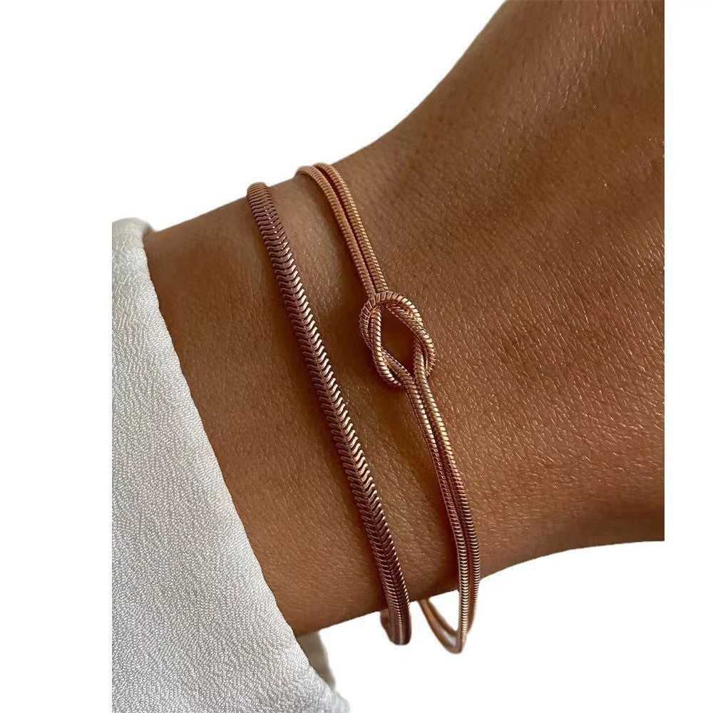Connected Hearts Knot Bracelet