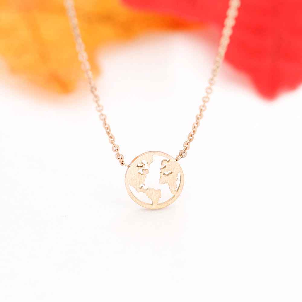 Atlas Circle Pendant Necklace for Timeless Elegance