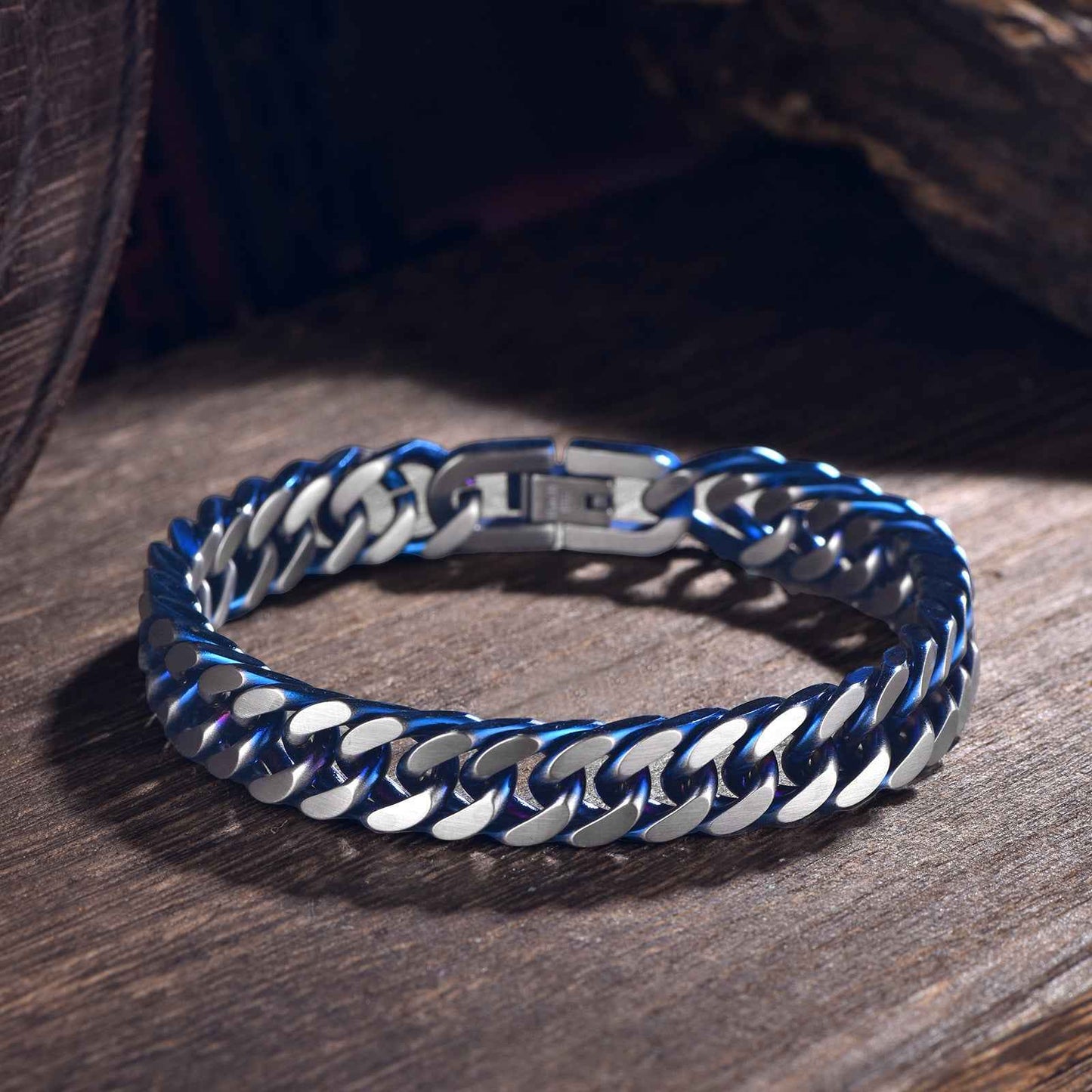 Caelum Steel Link Bracelet - Elegant and Durable Metal Jewelry