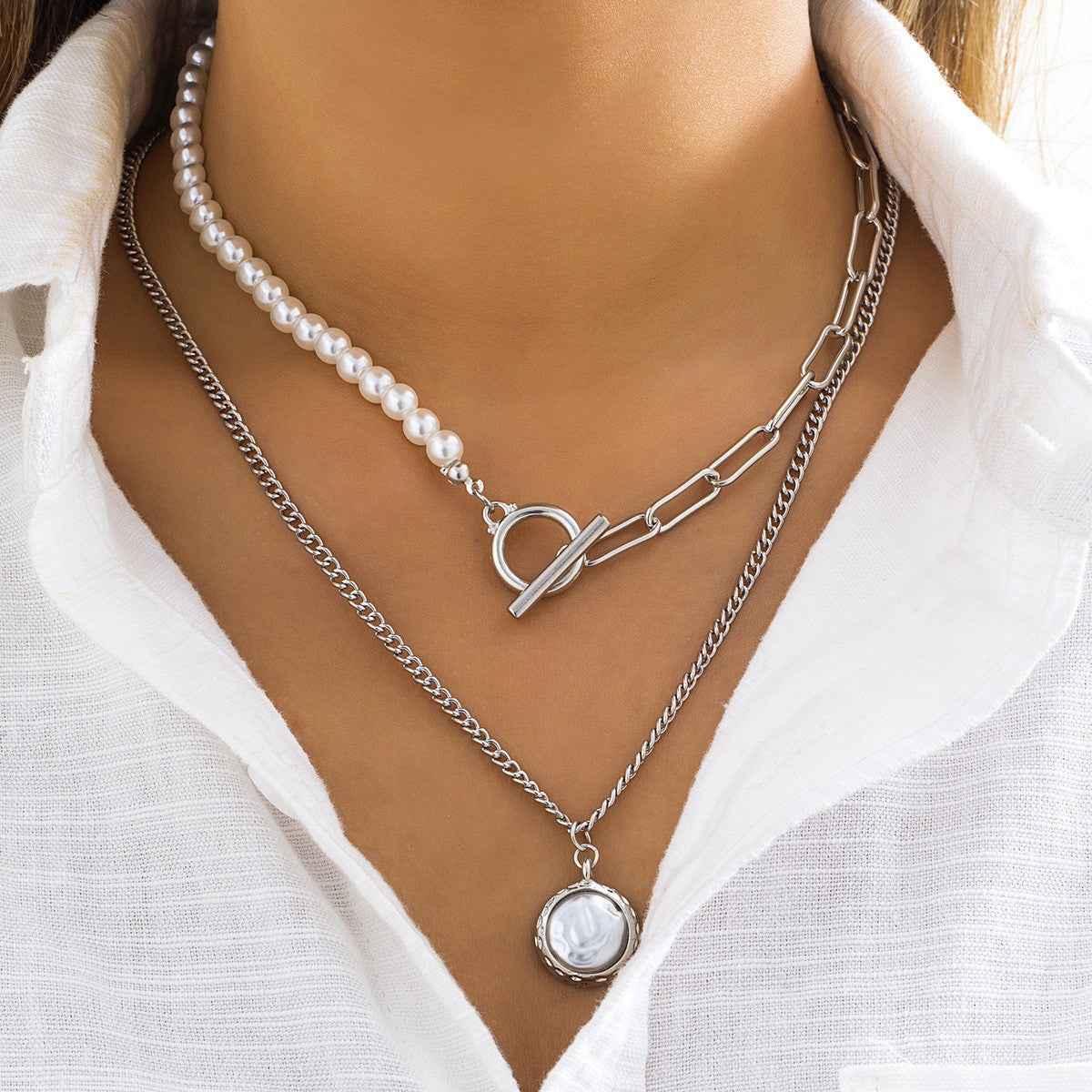 Élodie Pearl Layer Necklace - Elegant Multi-Layered Design for Timeless Style