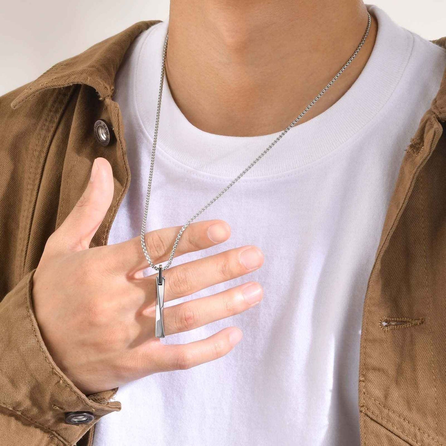 Eterna Mobius Pendant Necklace - Timeless Elegance for Every Occasion