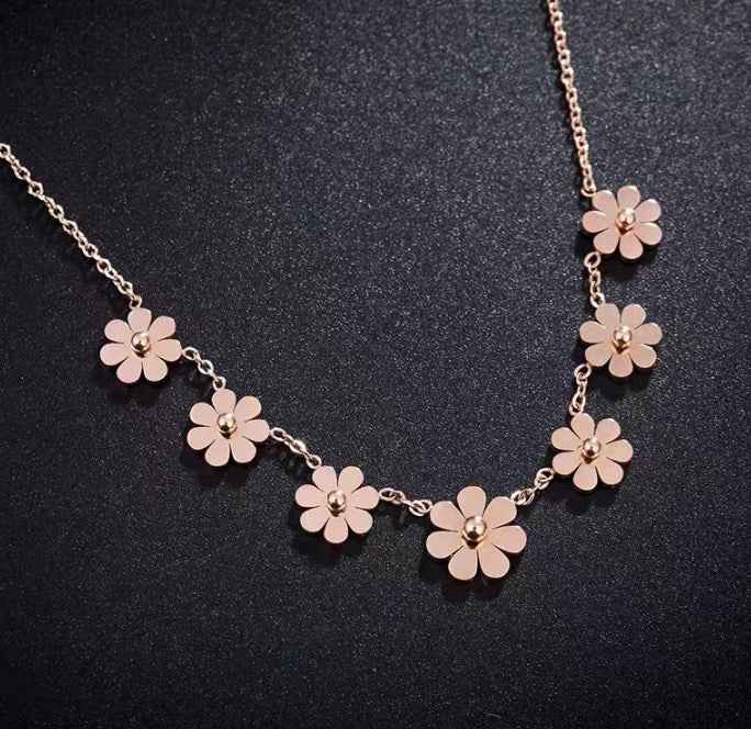 Solara Chrysanthemum Necklace - Elegant Floral Jewelry for Every Occasion