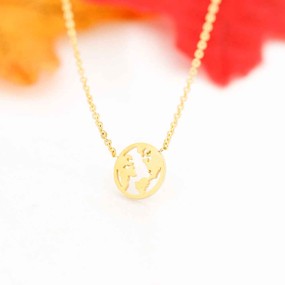 Atlas Circle Pendant Necklace for Timeless Elegance