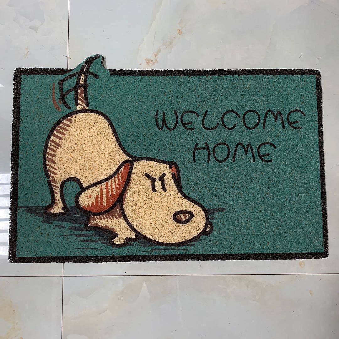 Cute cartoon bulldog design on a soft, non-slip carpet, adding a fun and playful touch to your living room or bedroom.