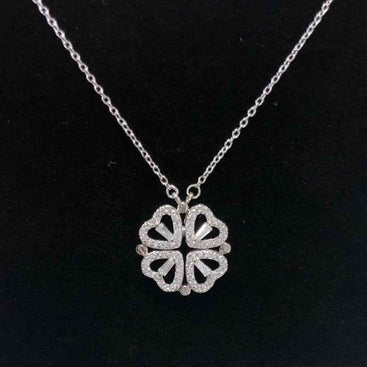Serena Clover Necklace - Elegance Meets Nature-Inspired Design